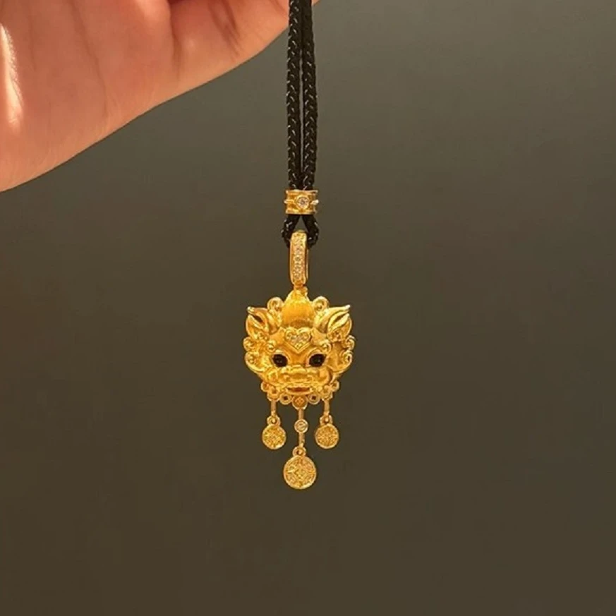 铜合金吊坠 复古金色小貔貅流苏项链轻奢拉丝麒麟吊坠挂绳毛衣链