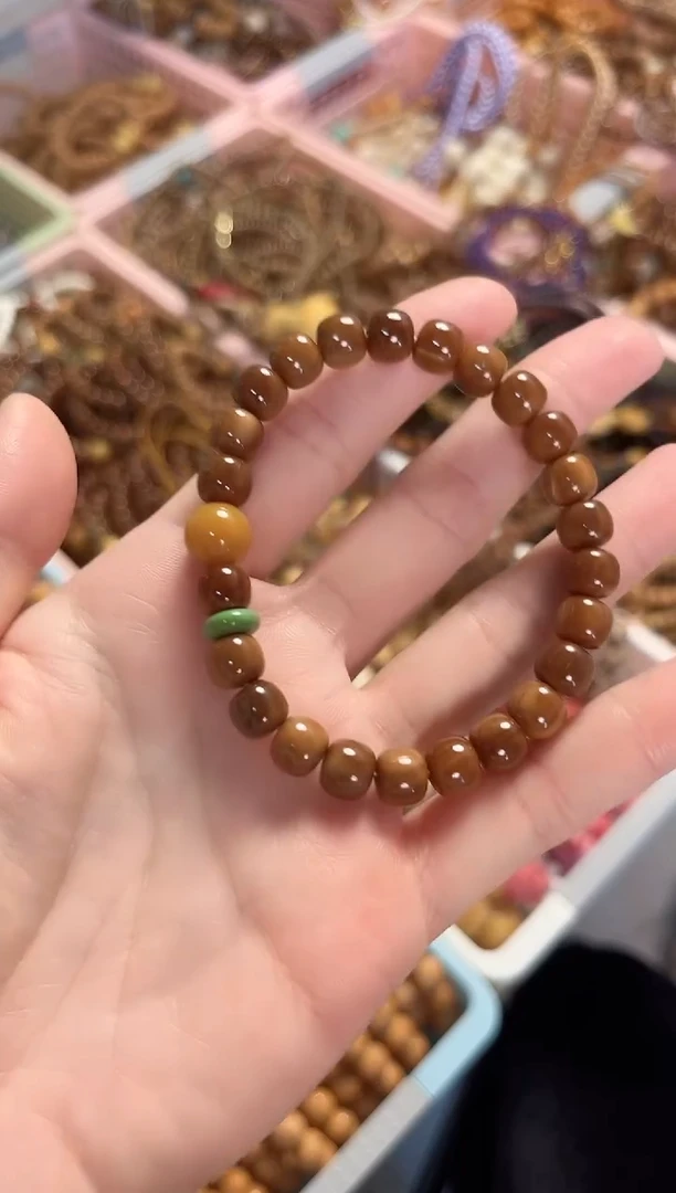 未镶嵌石英质玉（黄龙玉）手串库克老型7*8mm搭配黄龙玉多样性发货