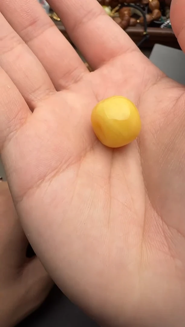 【闪购商品】蜜蜡裸石未镶嵌蜜蜡珠子