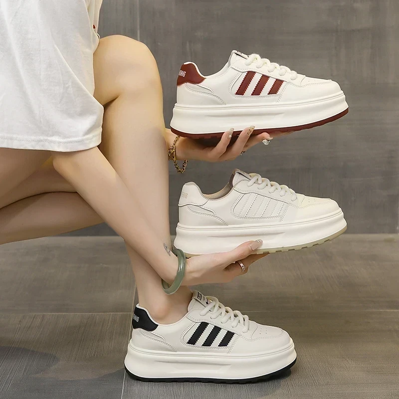 休闲女鞋2025新款时尚百搭小单鞋圆头运动网红S667