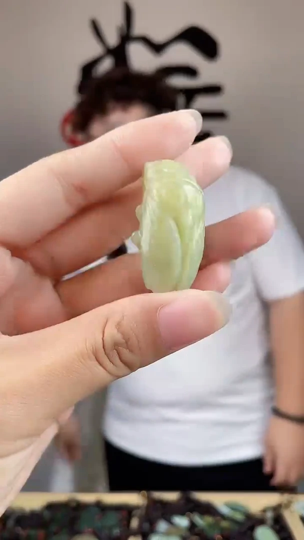 和田玉未镶嵌颈饰多样性发货，拍一发一