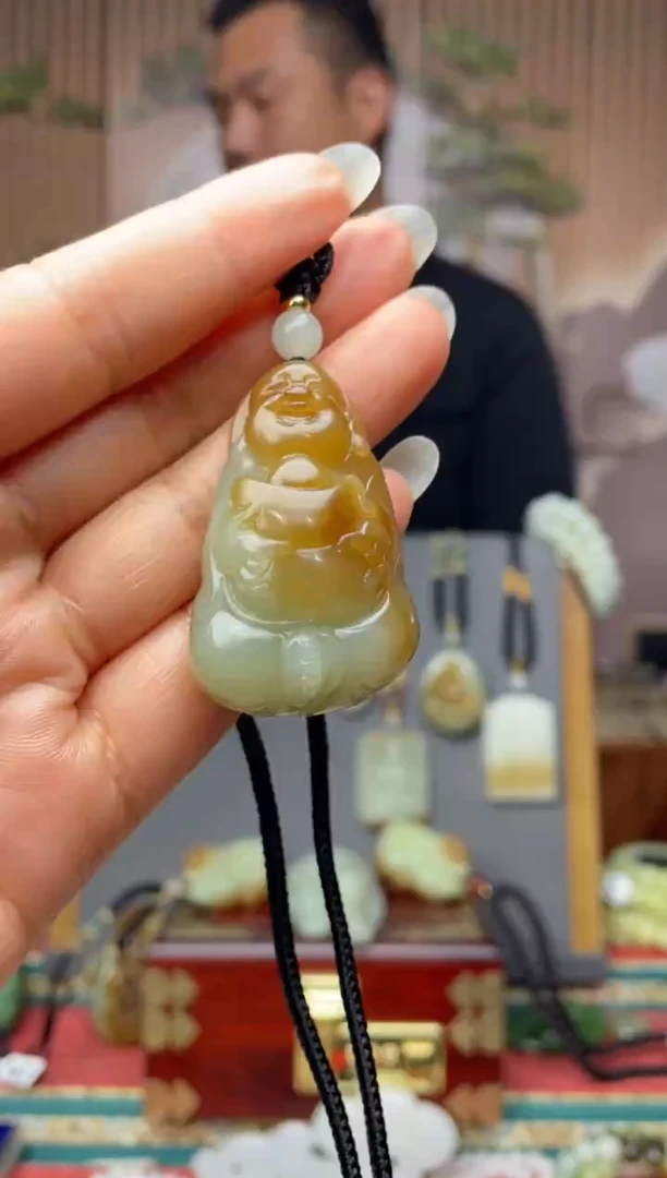 颈饰未镶嵌和田玉拍一发一