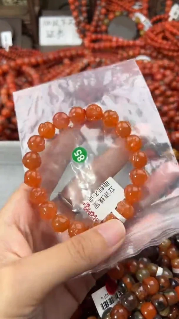 南红玛瑙手串未镶嵌10+