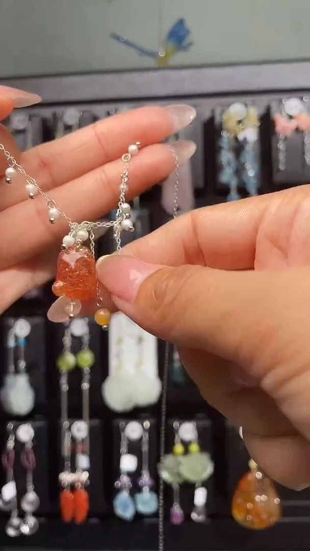 紫晶耳饰银S925镶嵌给***子 给你一下子