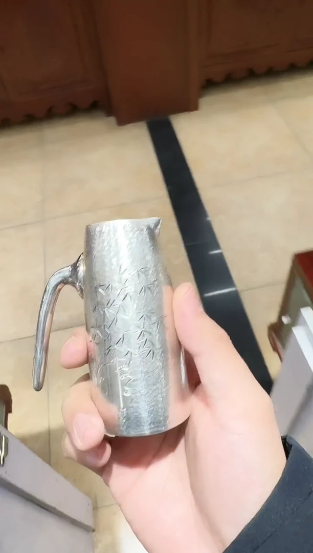 【闪购商品】足银999精工锤纹分酒器茶周边