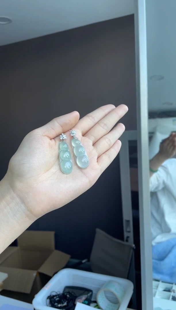 吊坠(不含链)18K金镶嵌翡翠霞*天然缅甸A货翡翠多样性发其一