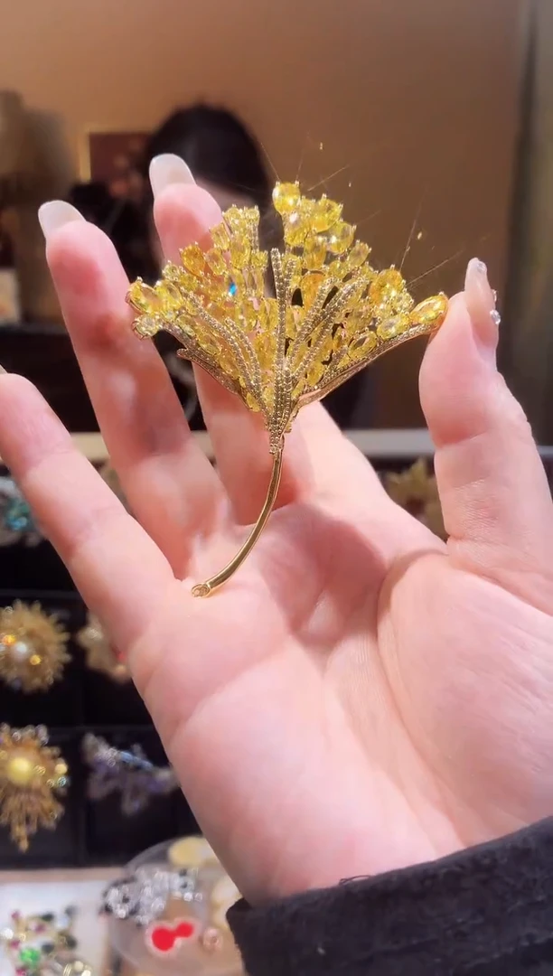 合成立方氧化锆铜合金黄色叶子