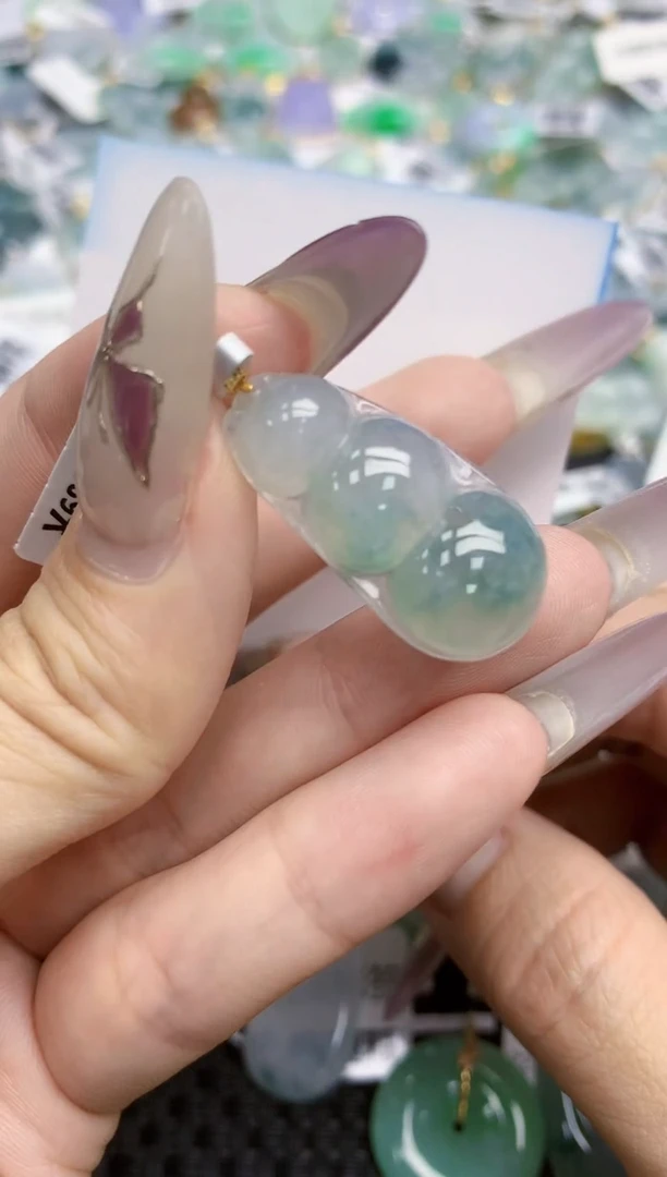 翡翠挂件18K金镶嵌222   天然翡翠A货