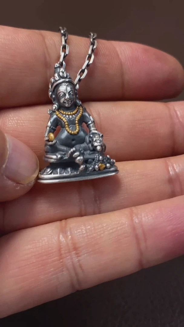 【闪购商品】诺拉（多样性发货，发其一）