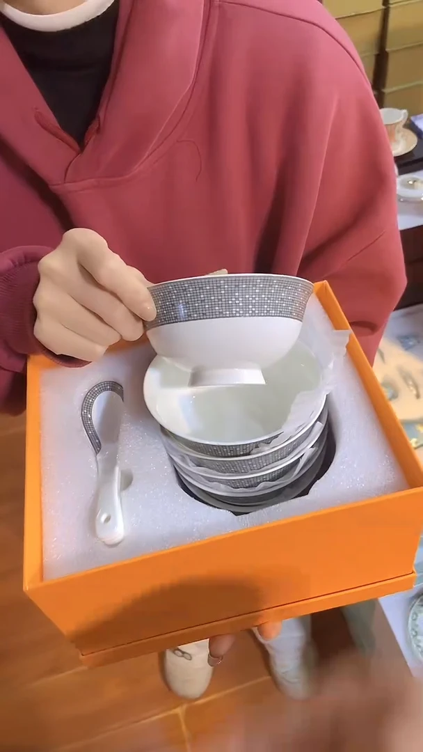 【闪购商品】鸿辉家品牌瓷器，京东包邮！