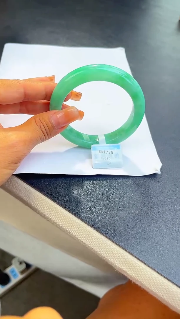 未镶嵌手镯翡翠退货标签需完好-145