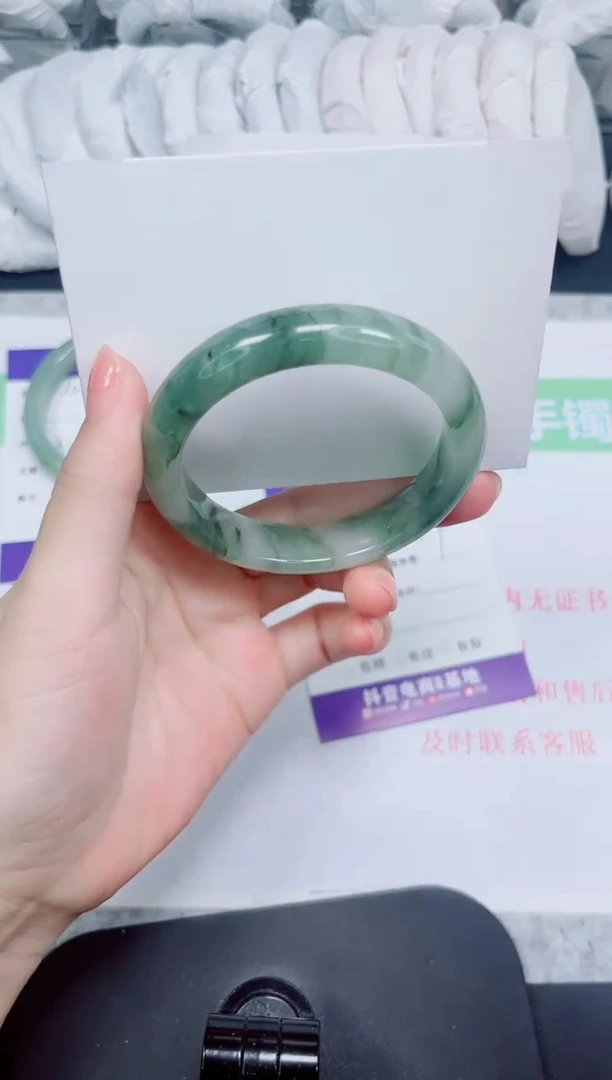 石英质玉手镯未镶嵌107-54