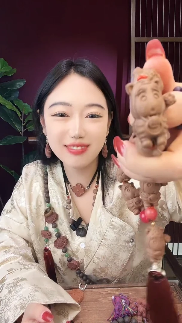 珠串合上元蜡笔小新