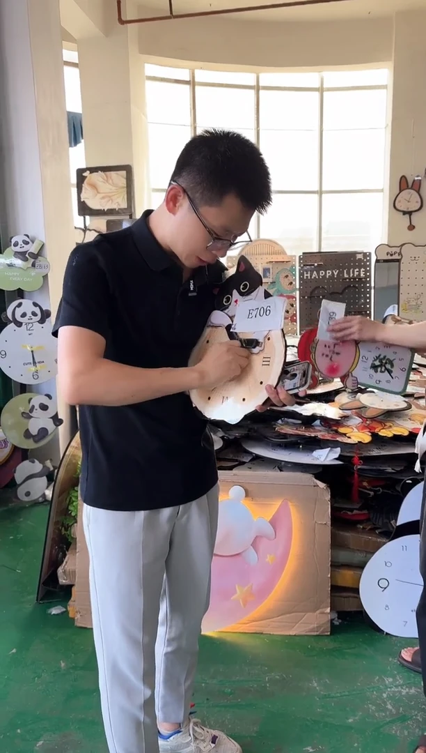 横款孤品微瑕果果闪购E706