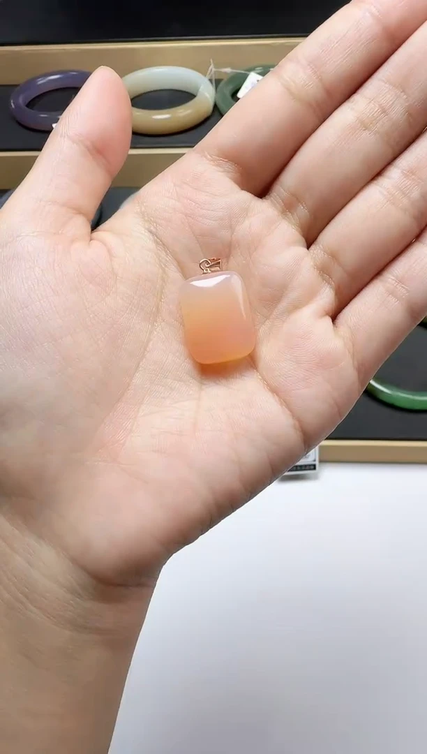 【闪购商品】玛瑙/玉髓颈饰银S925镶嵌吊坠 YY