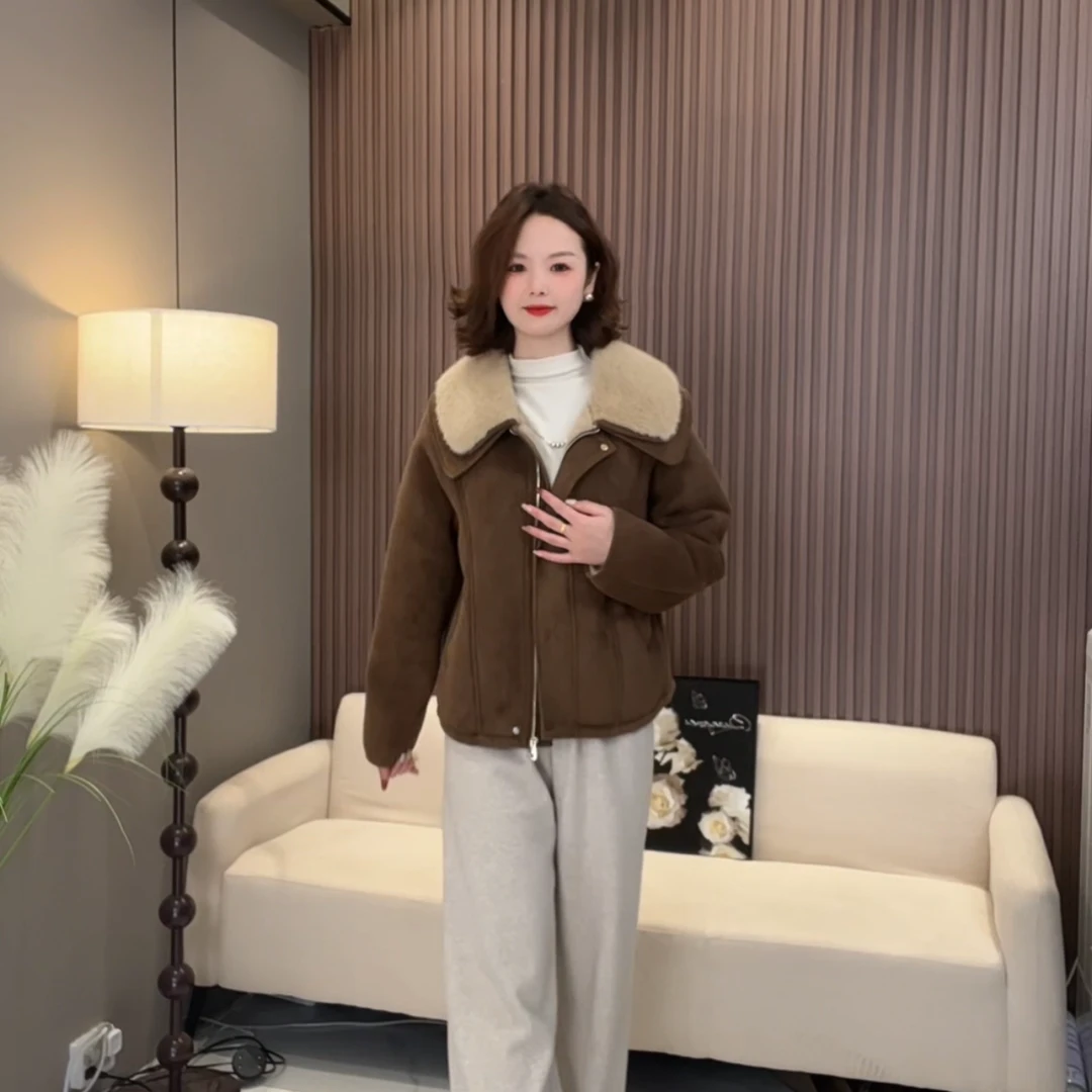 039款冬季保暖加绒外套极简风冬季女复古港风翻领牛皮绒