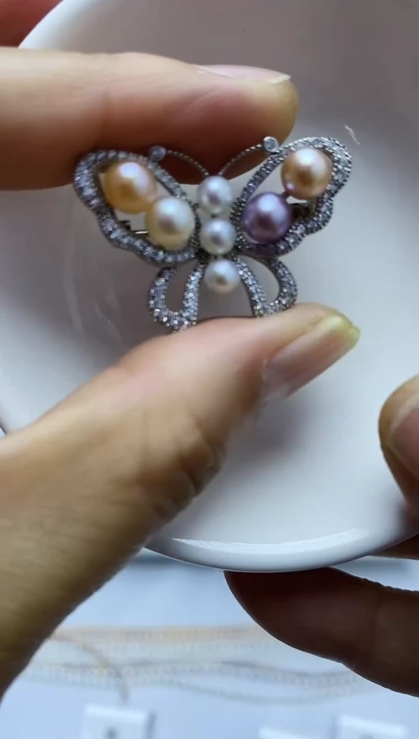 银S925镶嵌耳饰淡水珍珠蝴蝶胸针