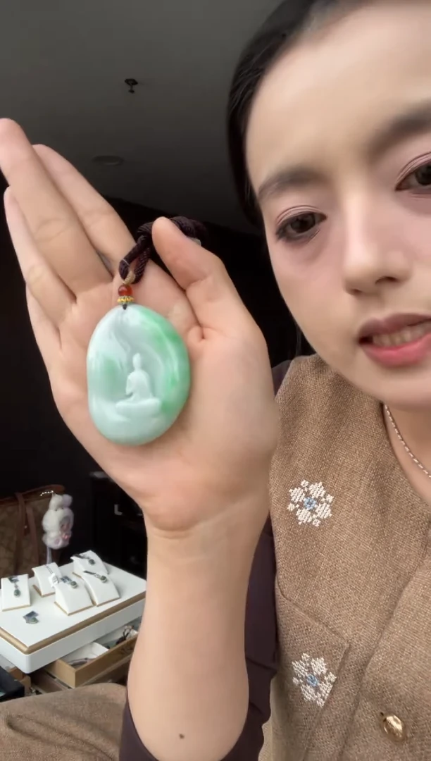 吊坠(不含链)未镶嵌翡翠闭****O天然缅甸A货翡翠