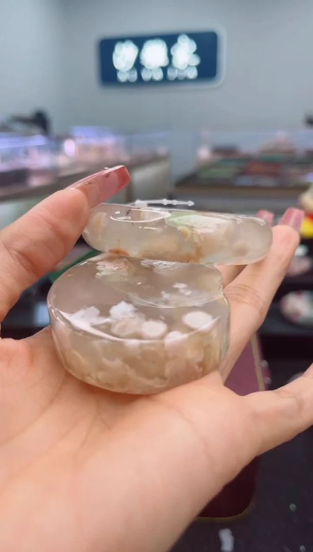 石英质玉手镯未镶嵌51圈口（赠品镯心）6658985