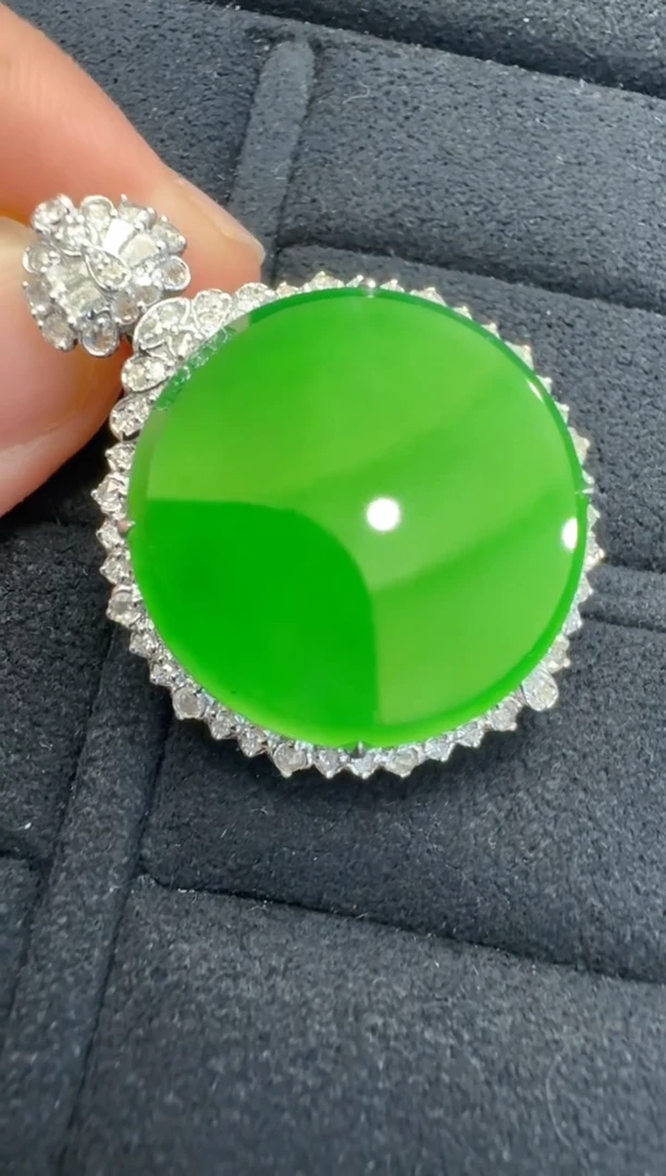 【闪购商品】翡翠吊坠(不含链)18K金镶嵌多样性团购发一件