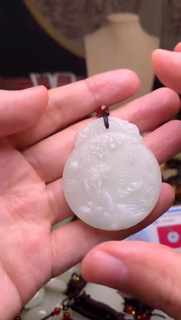 颈饰未镶嵌和田玉新疆料青海料清水和田玉吊坠