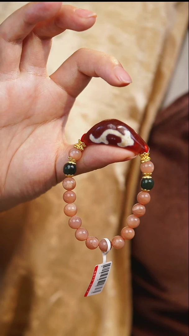 玛瑙/玉髓（覆膜）颈饰未镶嵌如意手串