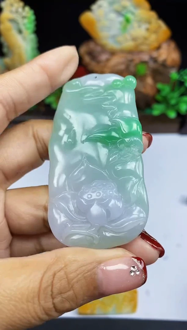 【闪购商品】翡翠颈饰未镶嵌翡翠A货