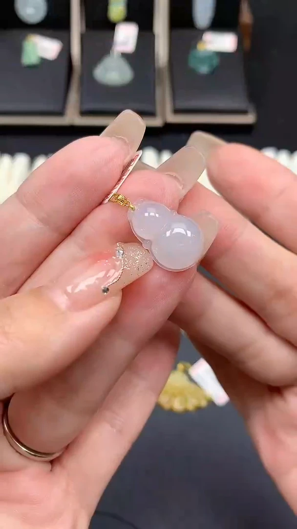 【闪购商品】翡翠吊坠(不含链)18K金镶嵌MS141787