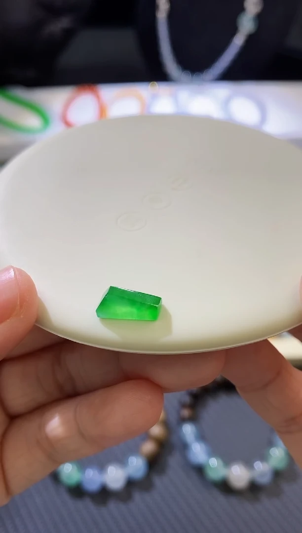 未镶嵌摆件翡翠念*…随型