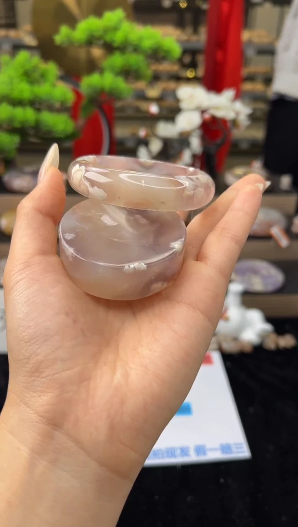 【闪购商品】石英质玉手镯未镶嵌56圈口（赠送镯心）23101