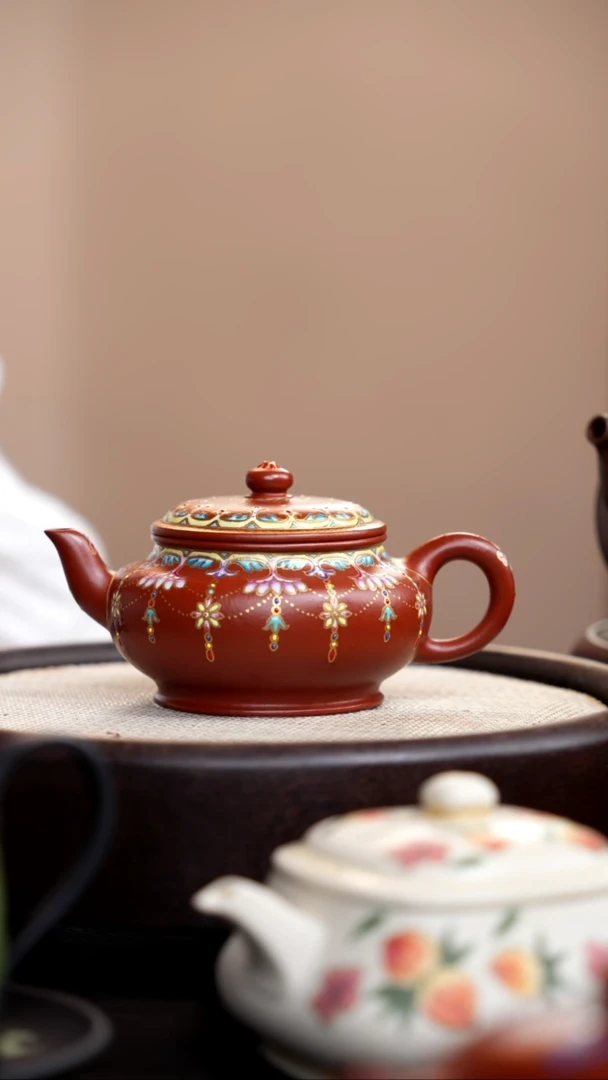 茶壶紫砂文**…朱泥珐琅彩矮宫灯