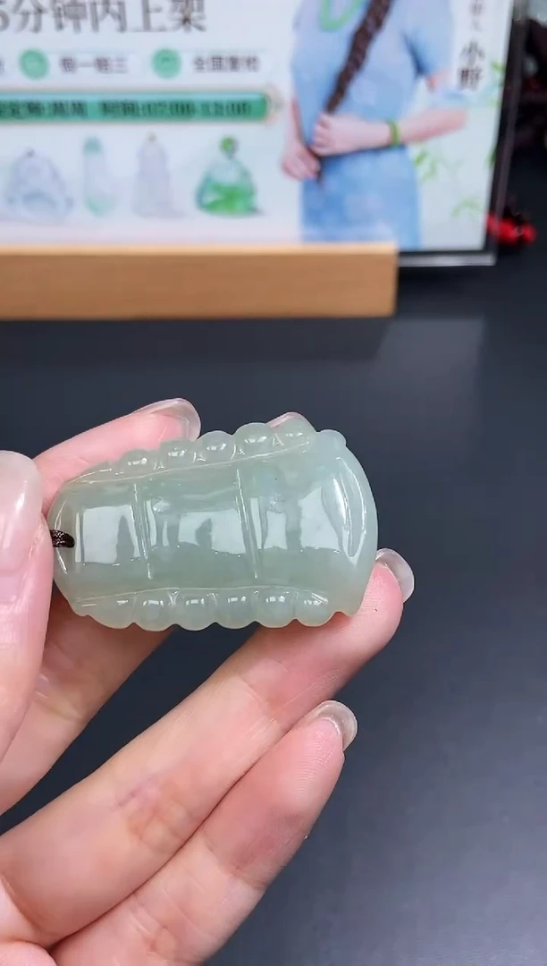 颈饰未镶嵌翡翠天然翡翠A货84