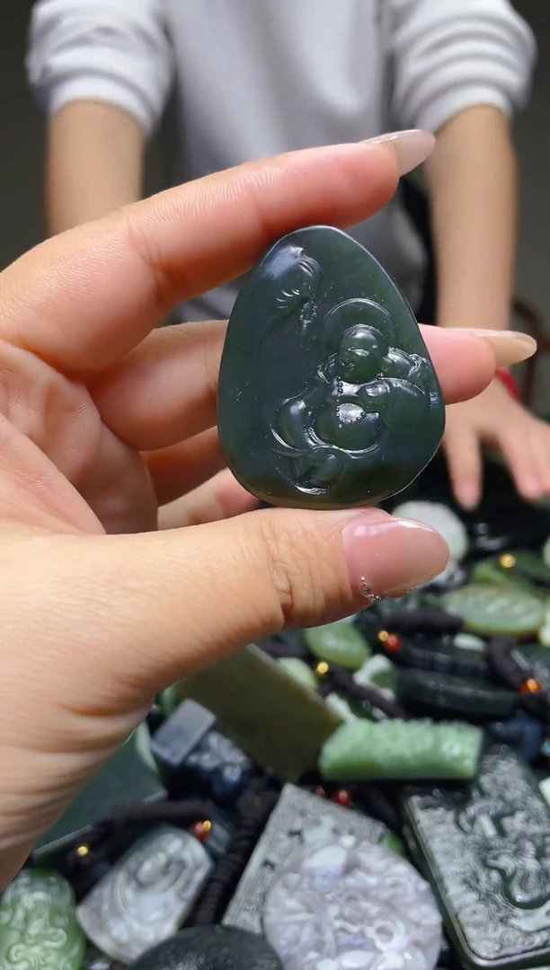 颈饰未镶嵌和田玉876