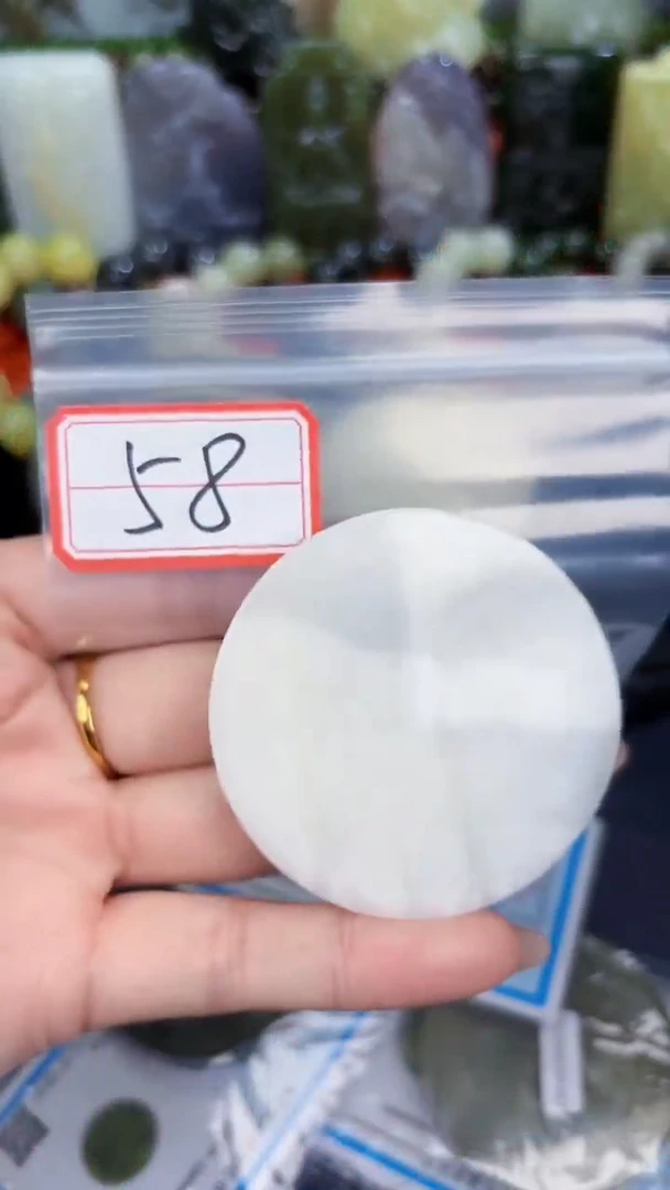 颈饰未镶嵌和田玉和田玉