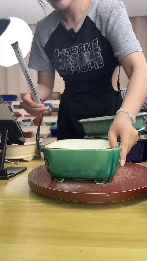 紫砂花盆浅草紫砂花盆微瑕