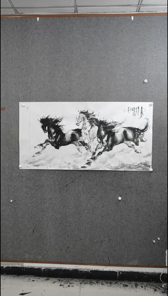 国画水墨写意三骏马图