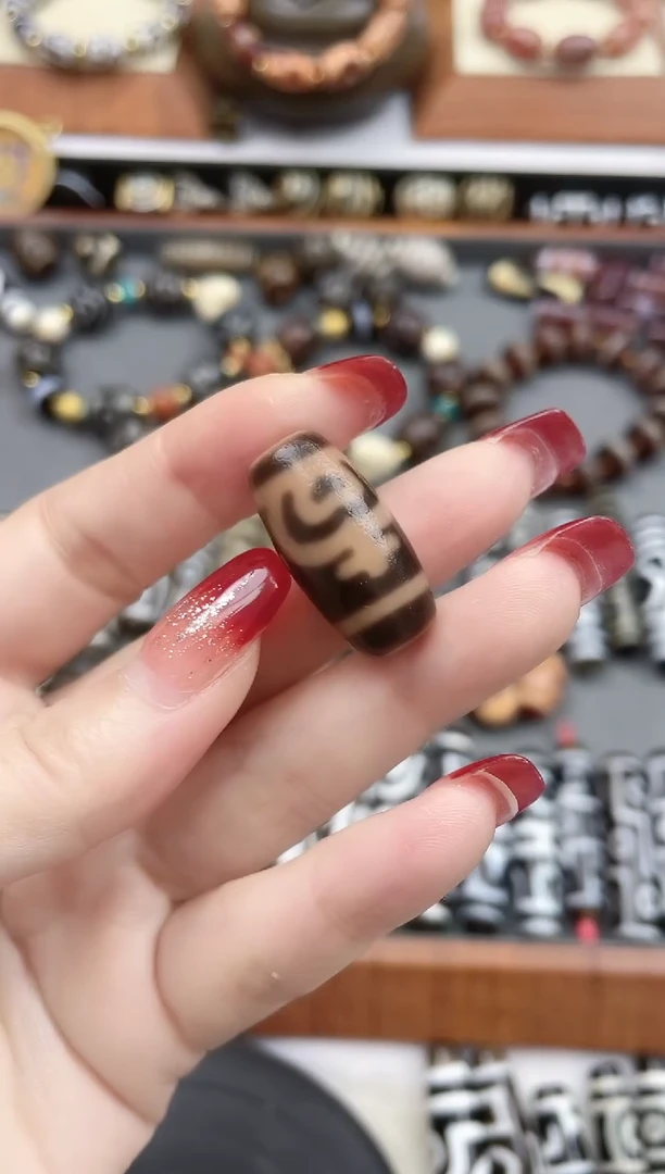 【闪购商品】玛瑙/玉髓珠珠未镶嵌黑金宝瓶