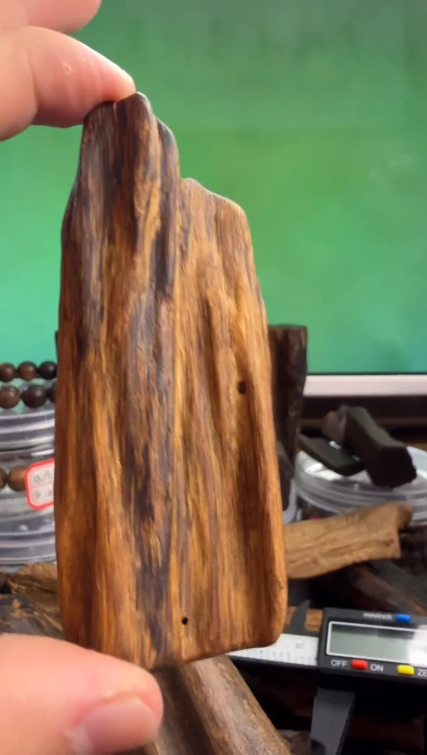 沉香手把件达拉干多样性发一