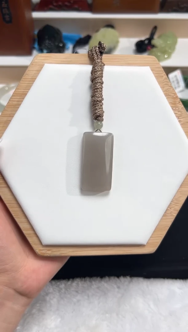 和田玉未镶嵌吊坠(不含链)1