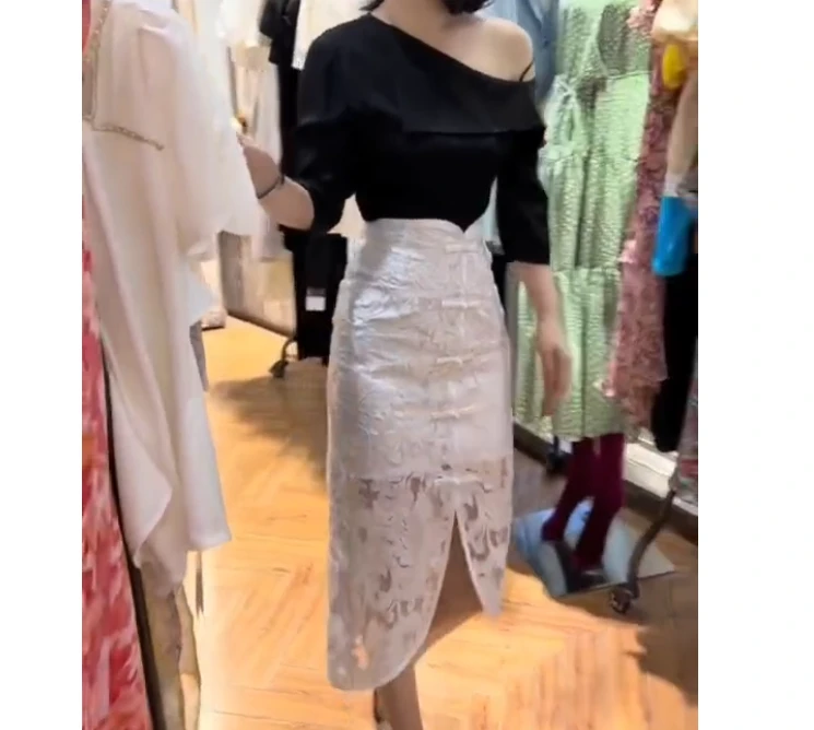 2025春季新款网红同款洋气气质韩版潮流休闲上衣裙子女cx