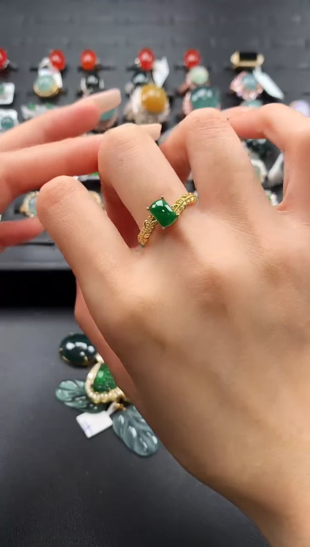 【闪购商品】翡翠戒指未镶嵌45756475475