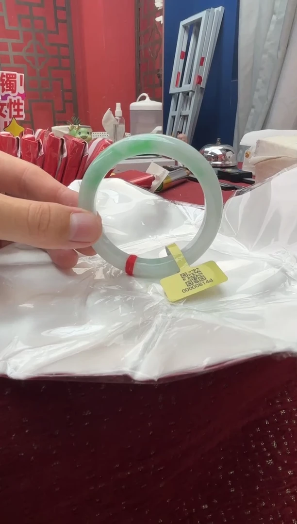 未镶嵌手镯翡翠翡翠手镯1