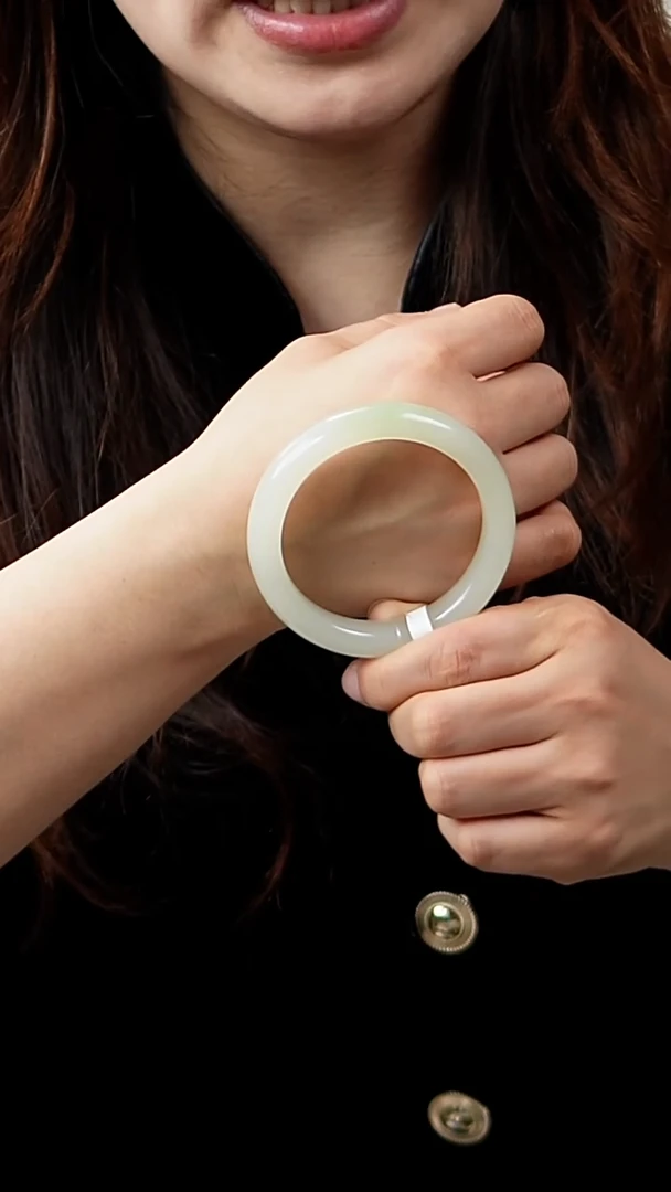 【闪购商品】和田玉手镯未镶嵌59正装白