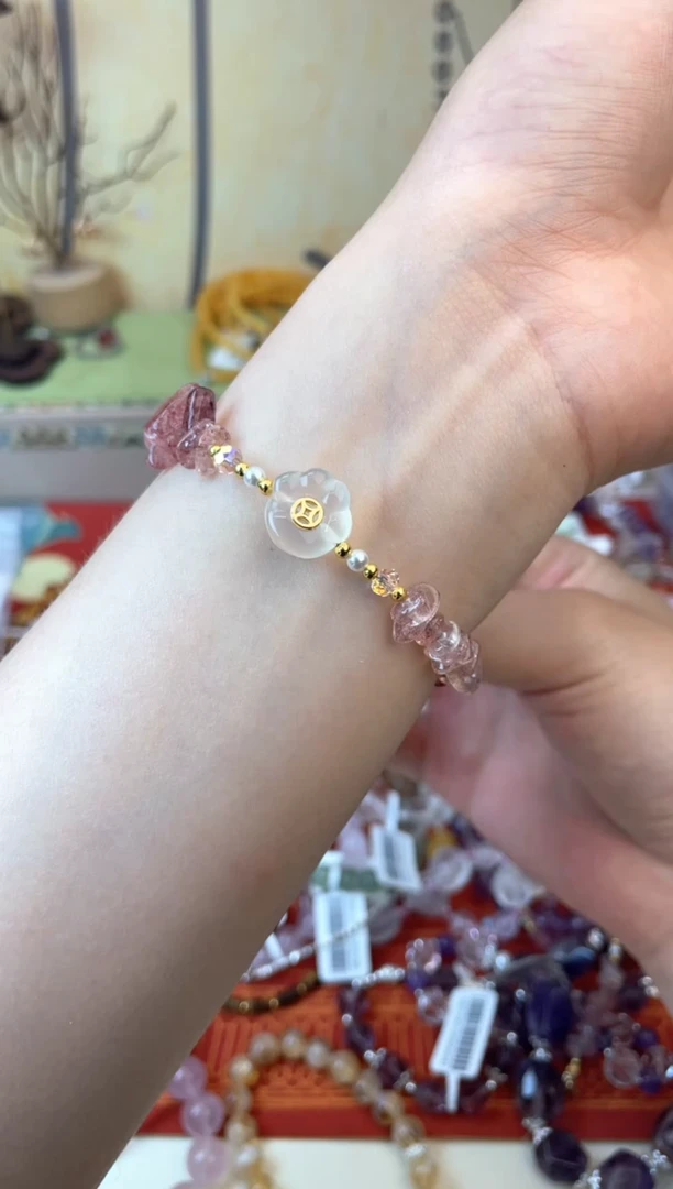 手饰石英质玉未镶嵌421