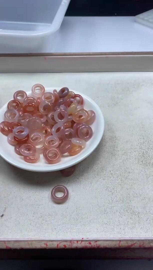 【闪购商品】玛瑙/玉髓颈饰未镶嵌w532盐源跑环*1个