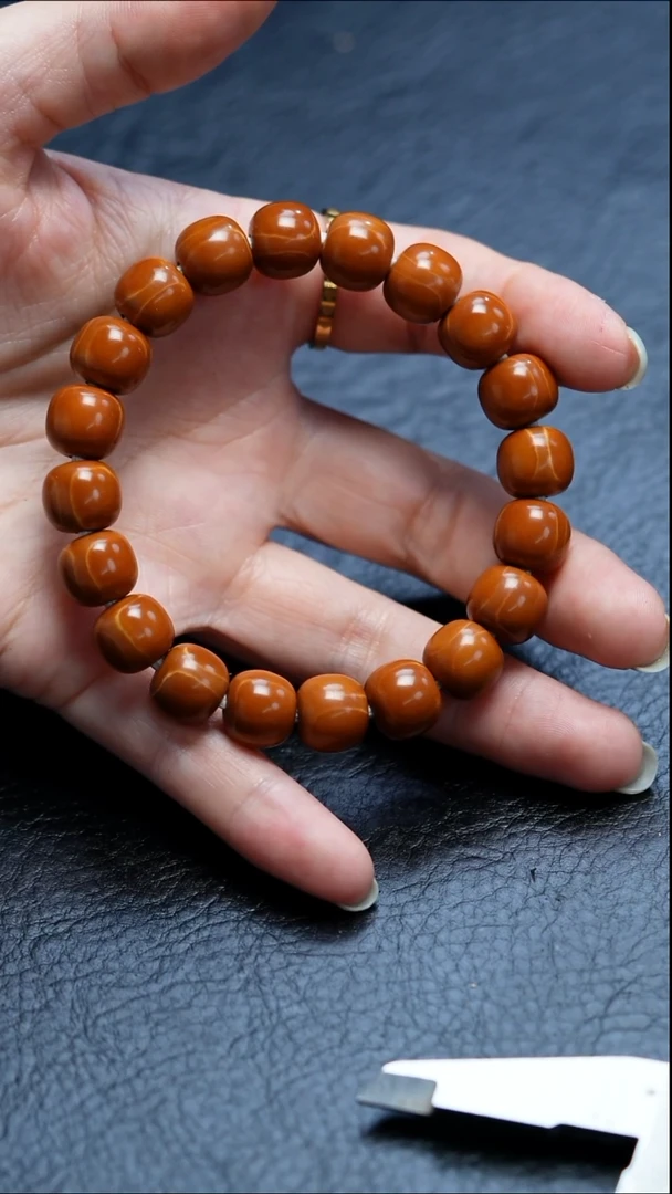 橄榄核吊坠橄榄核