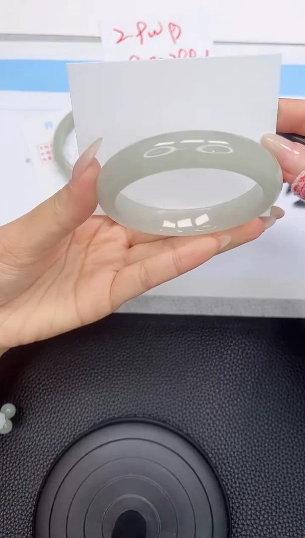 石英质玉手镯未镶嵌235-59