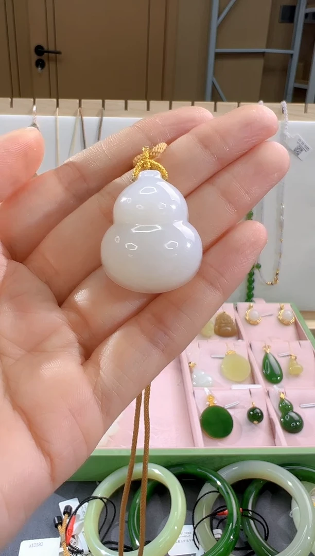 颈饰未镶嵌和田玉多样性拍一发一 cg