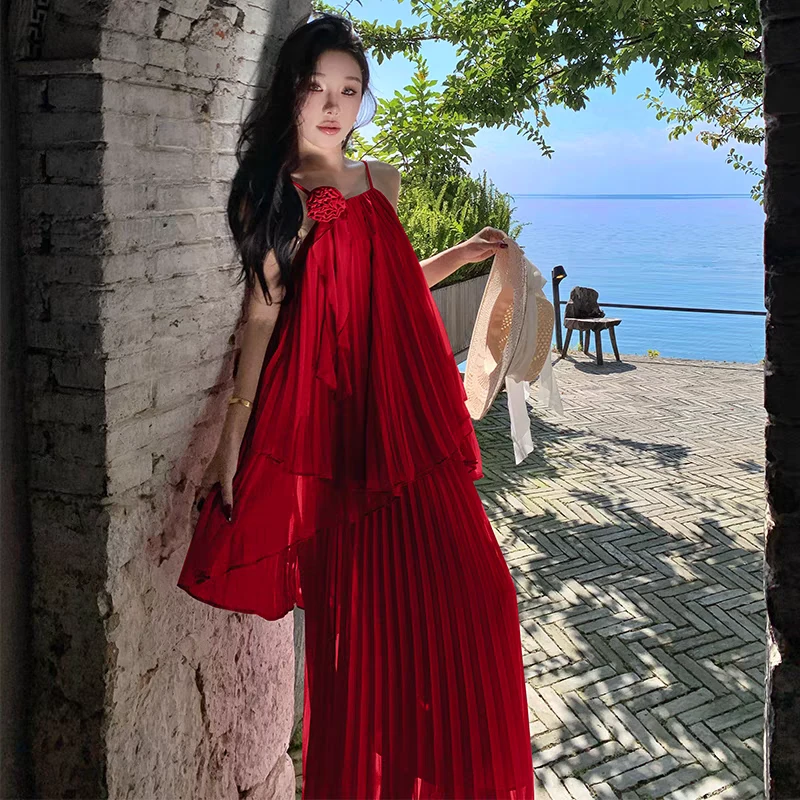 茶系穿搭套装辣妹露背不规则挂脖背心上衣女夏季百褶半身裙两件套