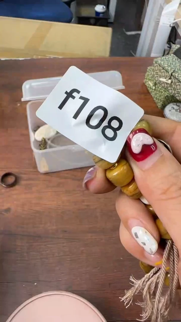 L***a前尘往事尽在梦中